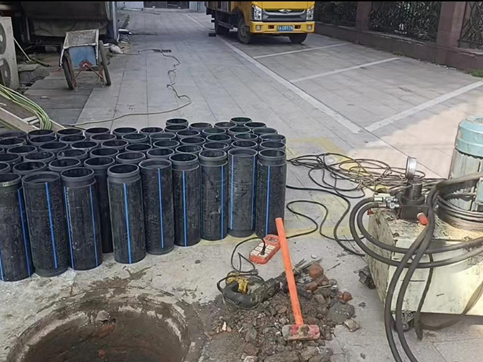 衢州PE置换管厂家 DN315置换管 非开挖管短管置换